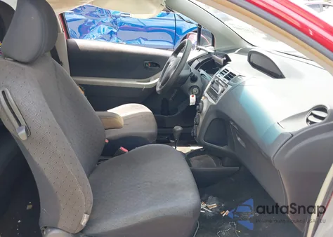 2009 Toyota Yaris z USA, uszkodzony, nr VIN JTDJT903495224074